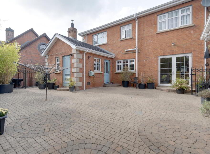 8 Ronan Drive, Magherafelt, BT45 6HD