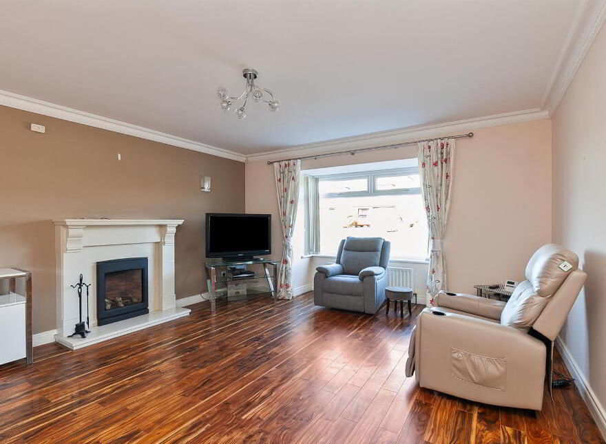 11 Brackenridge, Carrickfergus, BT38 8FW
