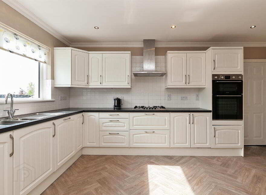 11 Brackenridge, Carrickfergus, BT38 8FW