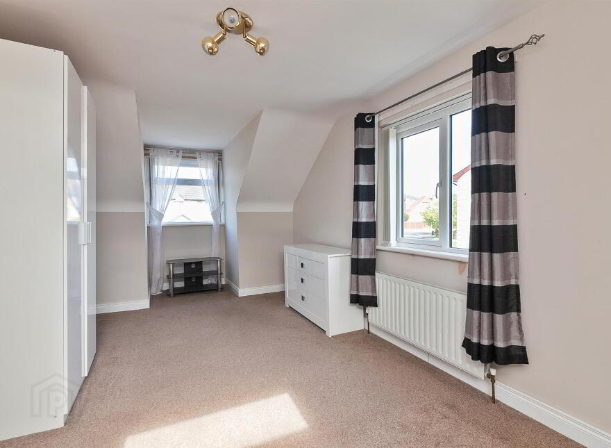 11 Brackenridge, Carrickfergus, BT38 8FW
