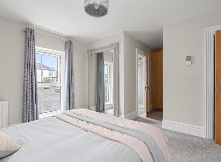 16 Hollymount Hall, Saintfield, BT24 7FU