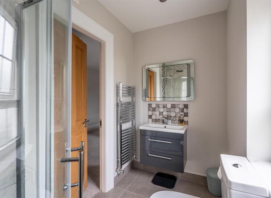 16 Hollymount Hall, Saintfield, BT24 7FU