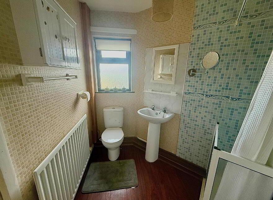 105d Ravenswood Park, Belfast, BT5 7PU