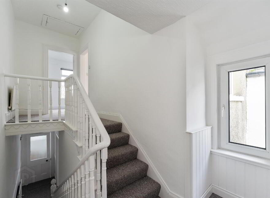 50 Bangor Road, Newtownards, BT23 7BY