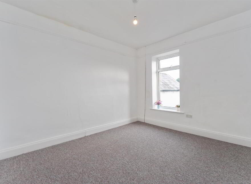 50 Bangor Road, Newtownards, BT23 7BY