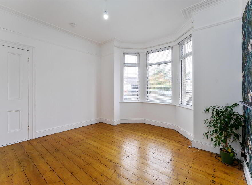 50 Bangor Road, Newtownards, BT23 7BY
