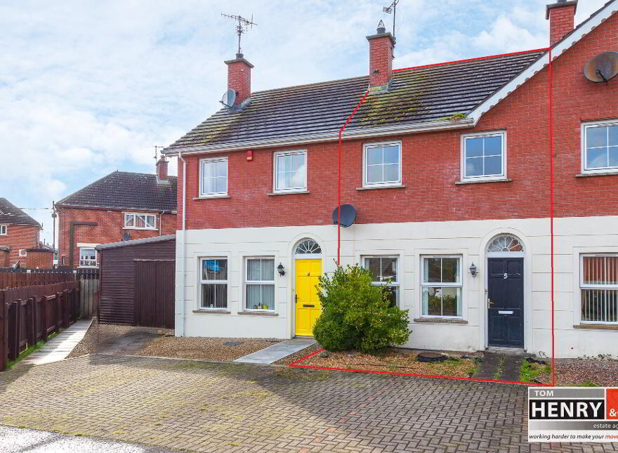 5 Oakwood Manor, Killyman, Dungannon, BT71 6UF photo