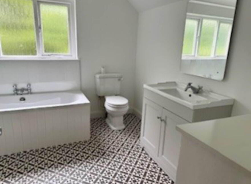 North, Lodge, Loughanmore Road, Dunadry, BT41 2HN