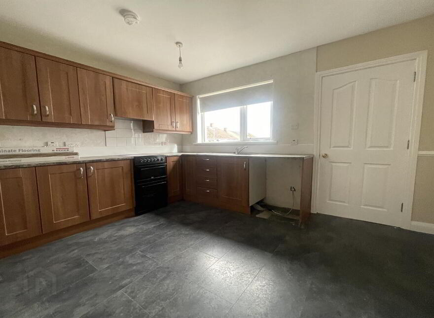25 Crossowen Gardens, Clogher, BT76 0AL