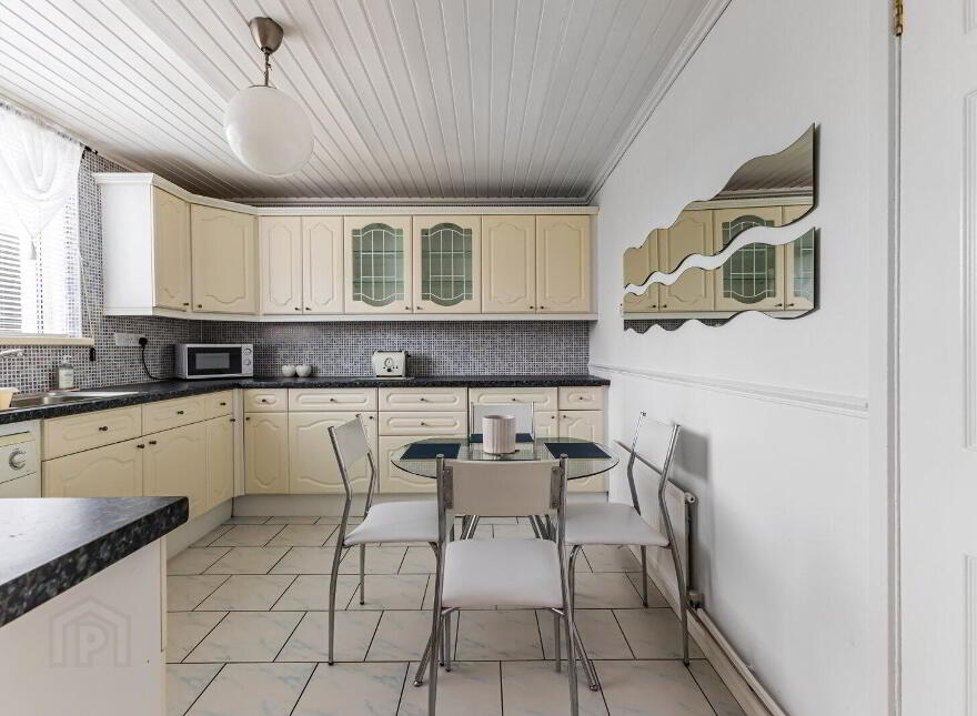 16 Ballycairn Drive, Belfast, BT8 8HG