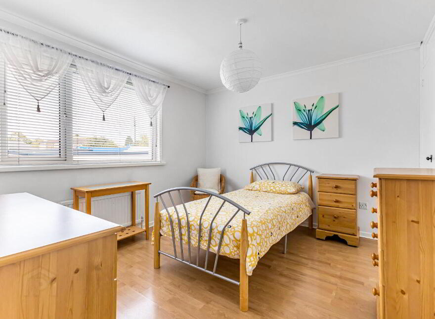 16 Ballycairn Drive, Belfast, BT8 8HG