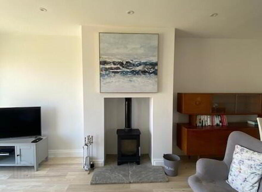 10 Ballintrae Park, Portballintrae, Bushmills, BT57 8YN