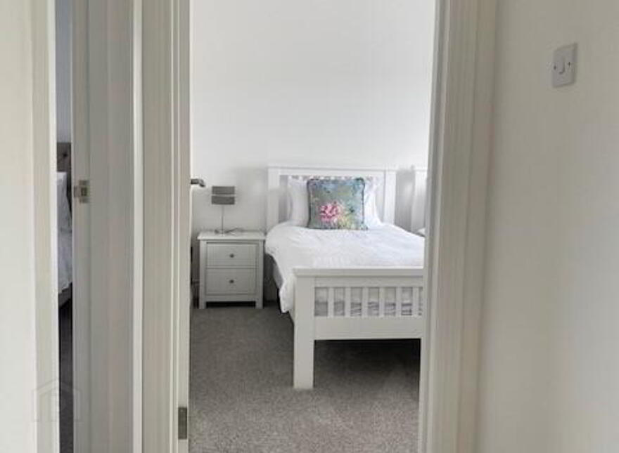 10 Ballintrae Park, Portballintrae, Bushmills, BT57 8YN