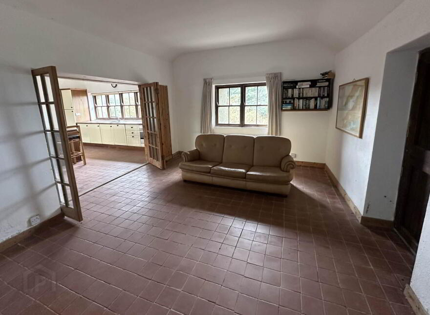 Drishane, Dunbeacon, Durrus, P75XK54