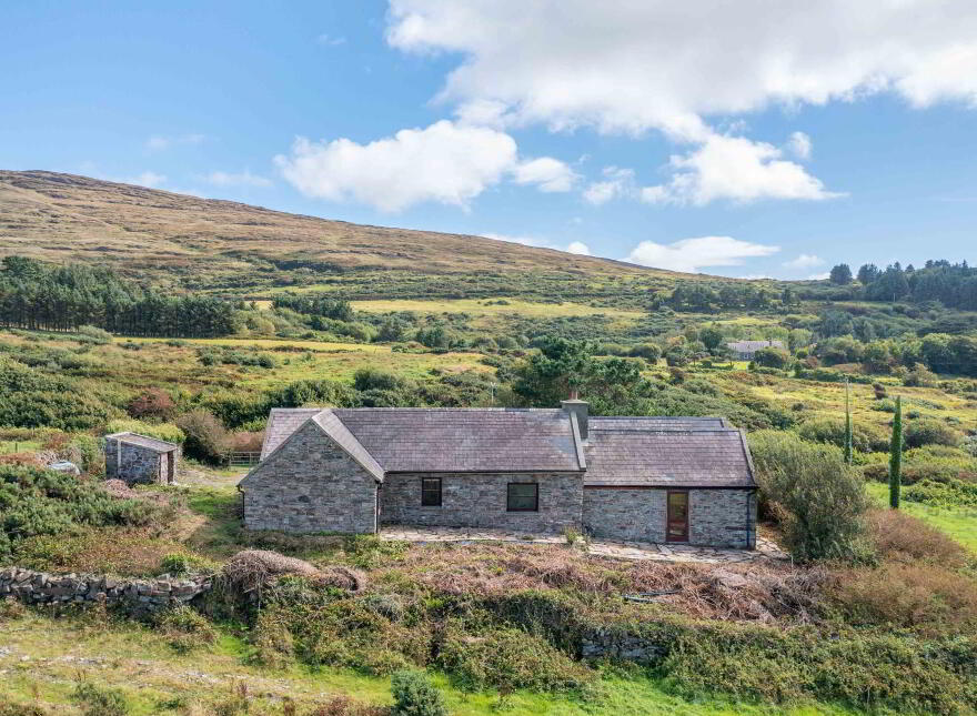 Drishane, Dunbeacon, Durrus, P75XK54
