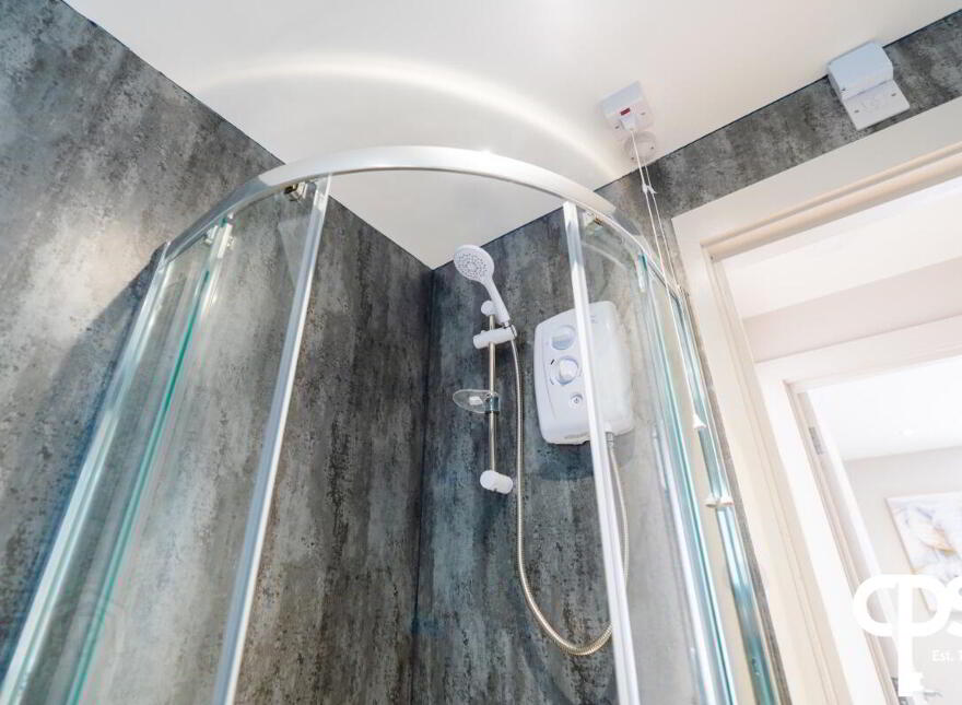 Apartment 3 15 Princess Street, Portrush, BT56 8AX