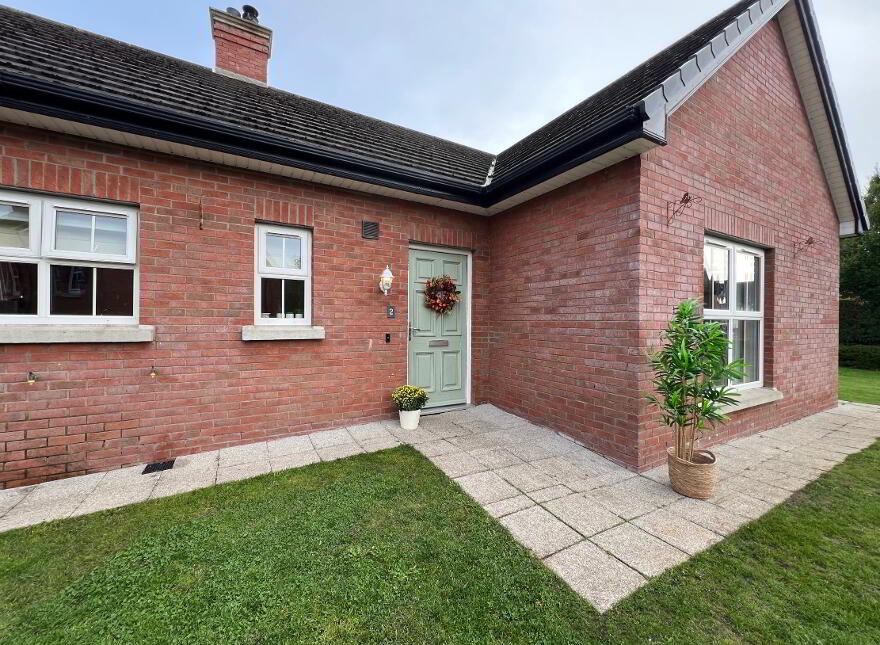 2 Red Row, Toomebridge, BT41 3UJ