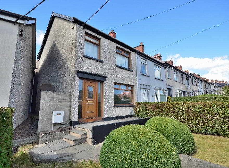 68 Donaghadee Road, Newtownards, BT23 7EU