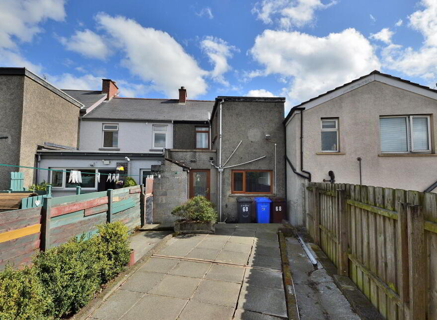 68 Donaghadee Road, Newtownards, BT23 7EU