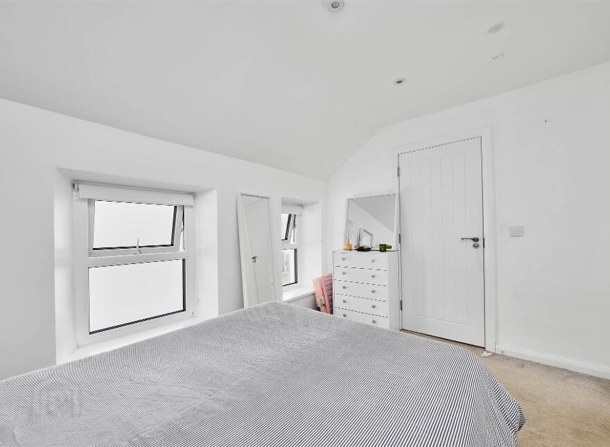 Apartment 6 97 Eglinton Street, Portrush, BT56 8DZ