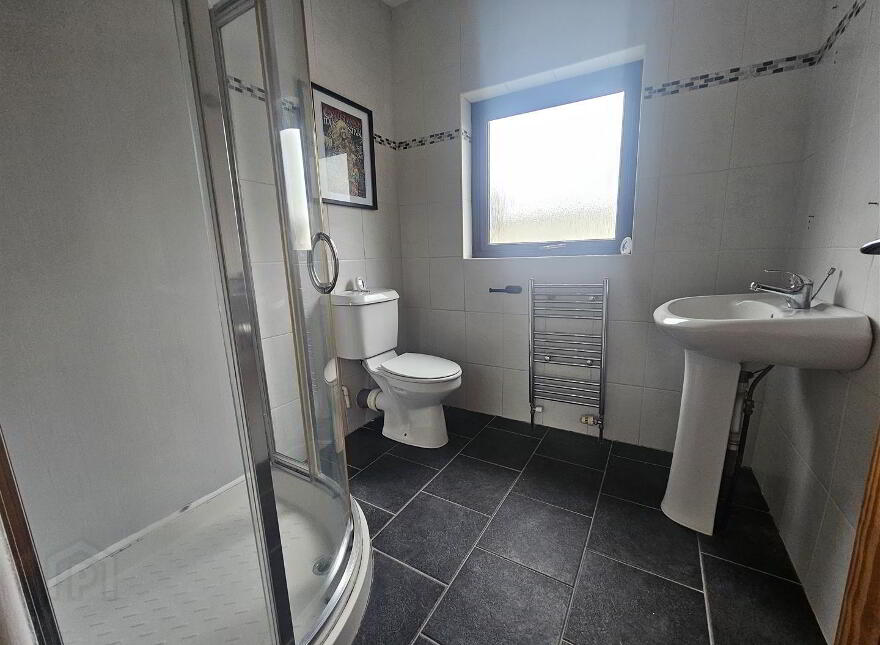 73 Glenbank Place, Belfast, BT14 8AL