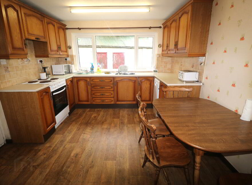 63 Tullymore Road, Broughshane, Ballymena, BT43 7HW