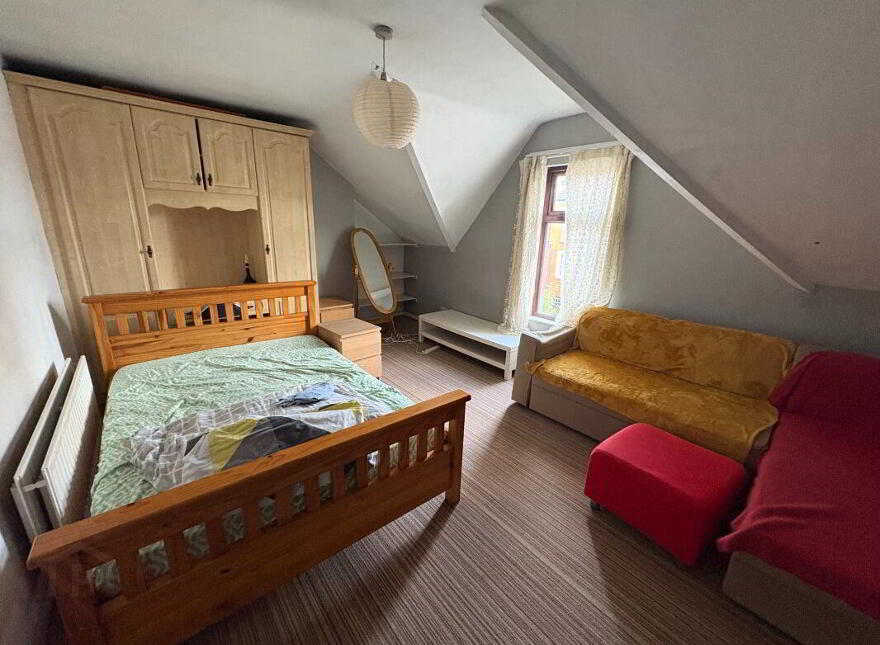 63 College Park Avenue, Belfast, BT7 1LR