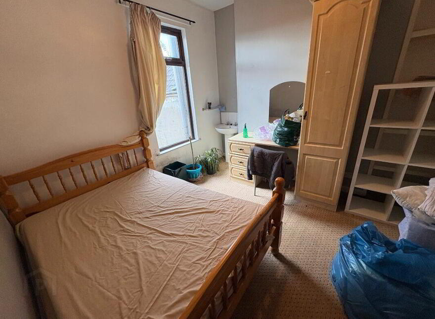 63 College Park Avenue, Belfast, BT7 1LR