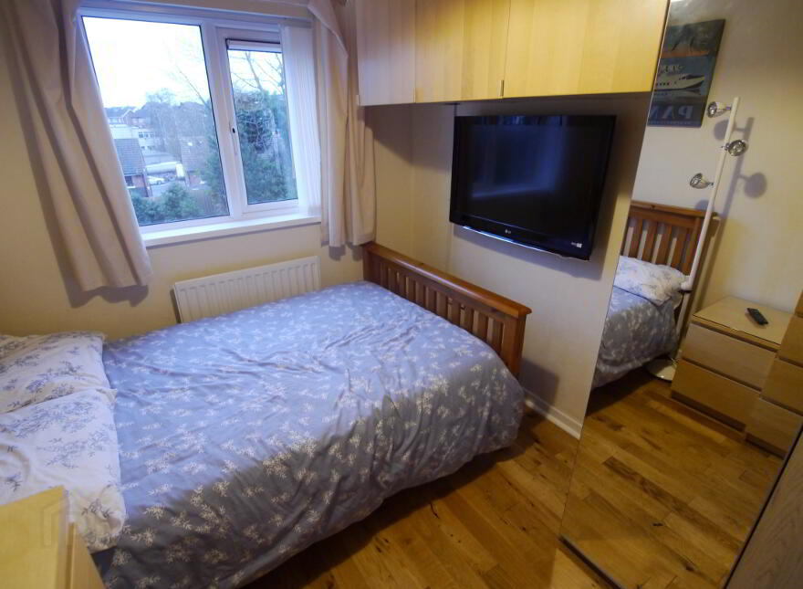 33 Rosewood Park, Belfast, BT6 9RX