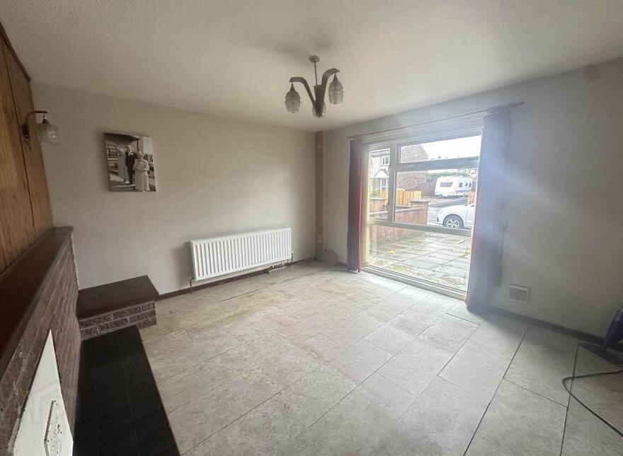 28 Churchill Road, Larne, BT40 2EN