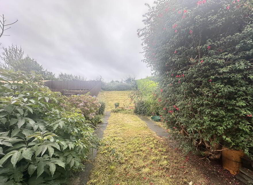 28 Churchill Road, Larne, BT40 2EN
