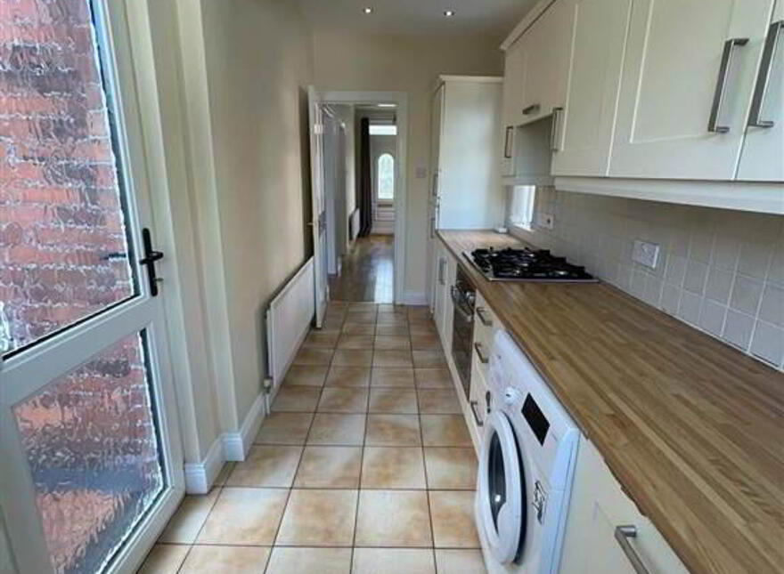 31 Lansdowne Park, Belfast, BT15 4AF