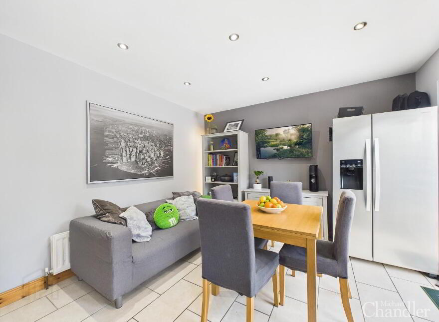 170 Comber Road, Dundonald, Belfast, BT16 2BP
