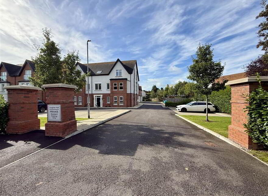 Apt 6, 1 Loughan Hall, Dundonald, Belfast, BT16 2FN