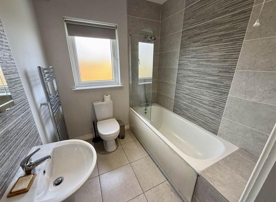 Apt 6, 1 Loughan Hall, Dundonald, Belfast, BT16 2FN