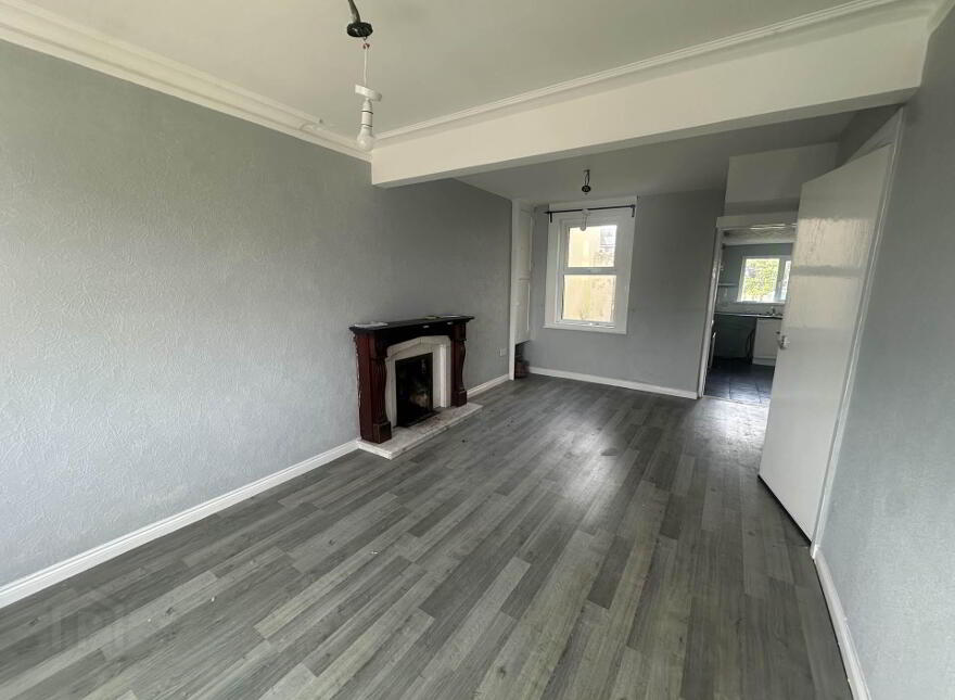 40 Coastguard Road, Larne, BT40 1AU