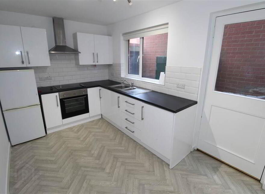 57 Ardenvhor Street, Belfast, BT6 8NB