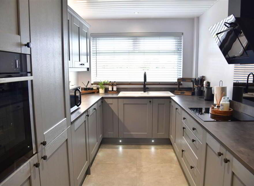 21 Drumtara, Ballymena, BT42 3DG