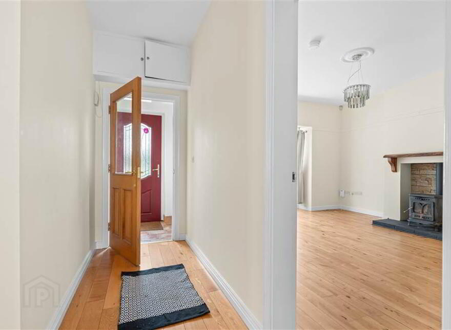 19 Ross Park, Ballymena, BT42 2JZ