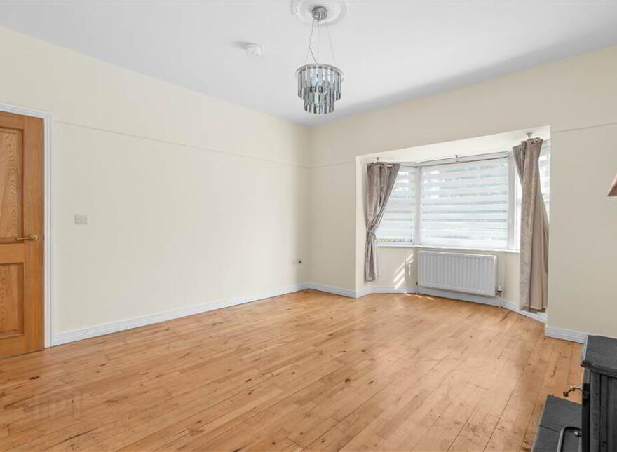 19 Ross Park, Ballymena, BT42 2JZ