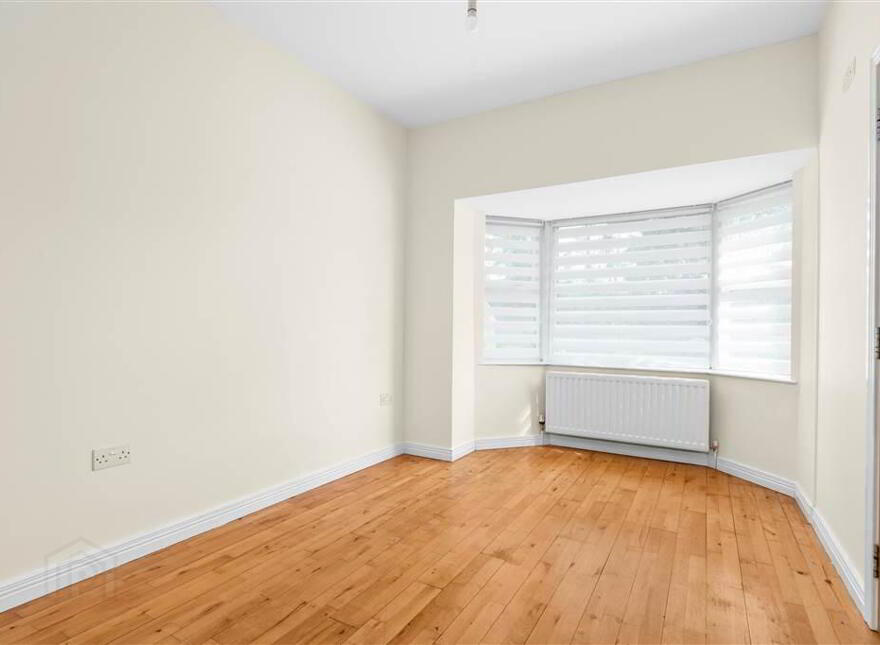 19 Ross Park, Ballymena, BT42 2JZ