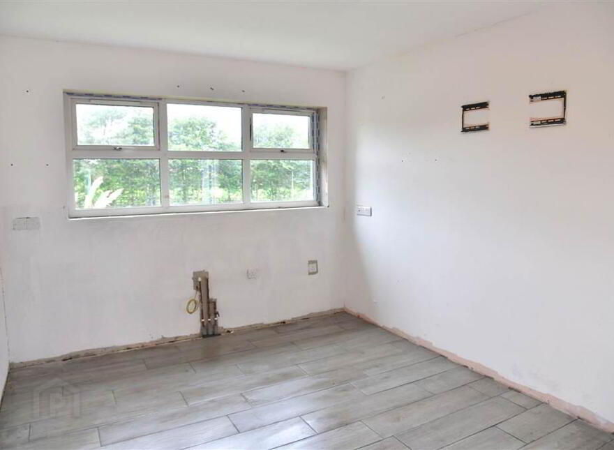 19 Ross Park, Ballymena, BT42 2JZ