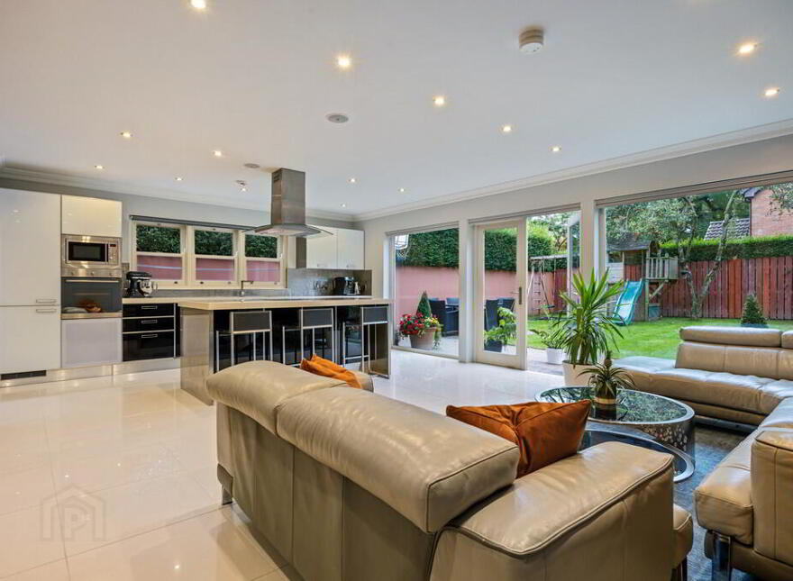 9 Cleaver Avenue, Malone Road, Belfast, BT9 5JA