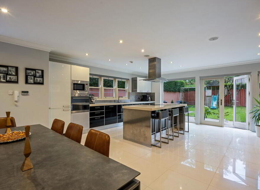 9 Cleaver Avenue, Malone Road, Belfast, BT9 5JA