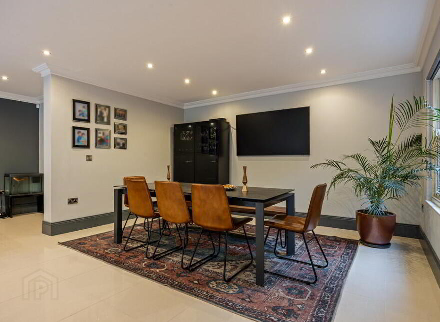 9 Cleaver Avenue, Malone Road, Belfast, BT9 5JA