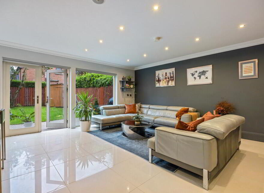 9 Cleaver Avenue, Malone Road, Belfast, BT9 5JA