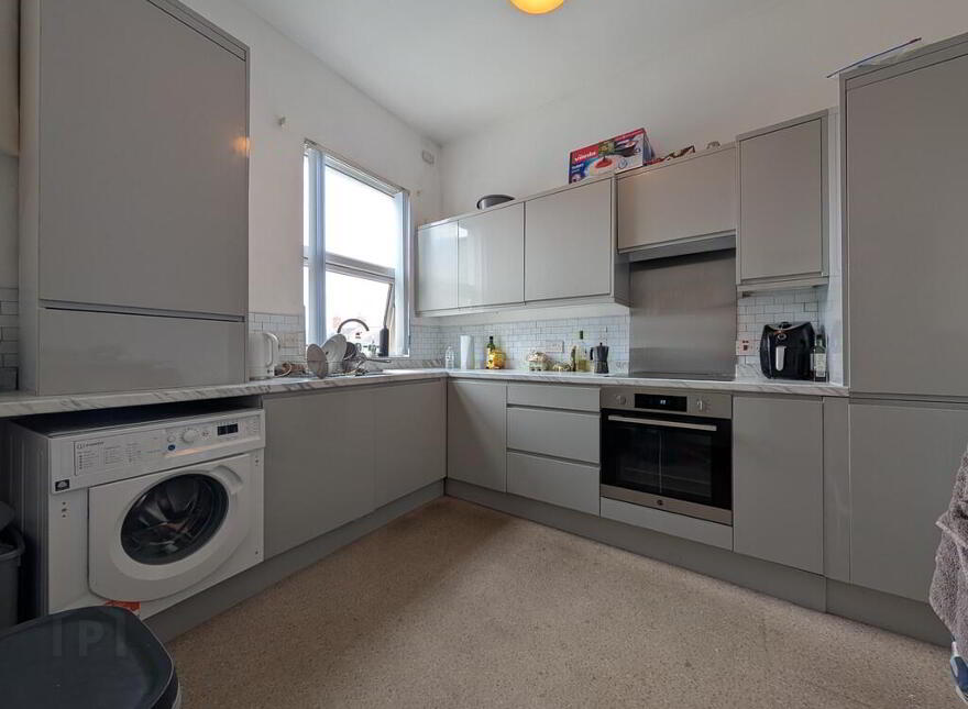 Apt 2, 43 Sunnyside Street, Ormeau, Belfast, BT7 3EX