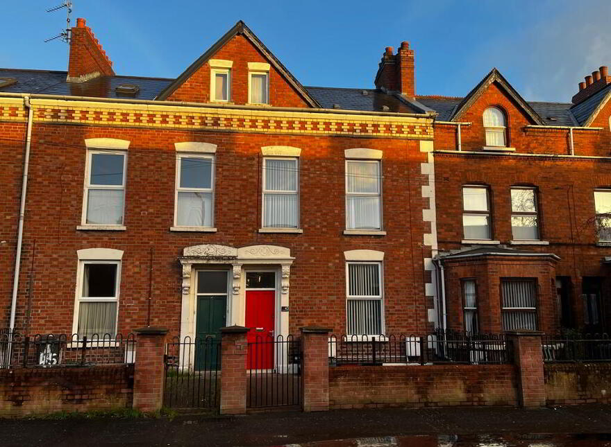Apt 2, 43 Sunnyside Street, Ormeau, Belfast, BT7 3EX photo