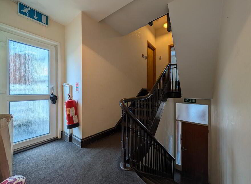 Apt 2, 43 Sunnyside Street, Ormeau, Belfast, BT7 3EX
