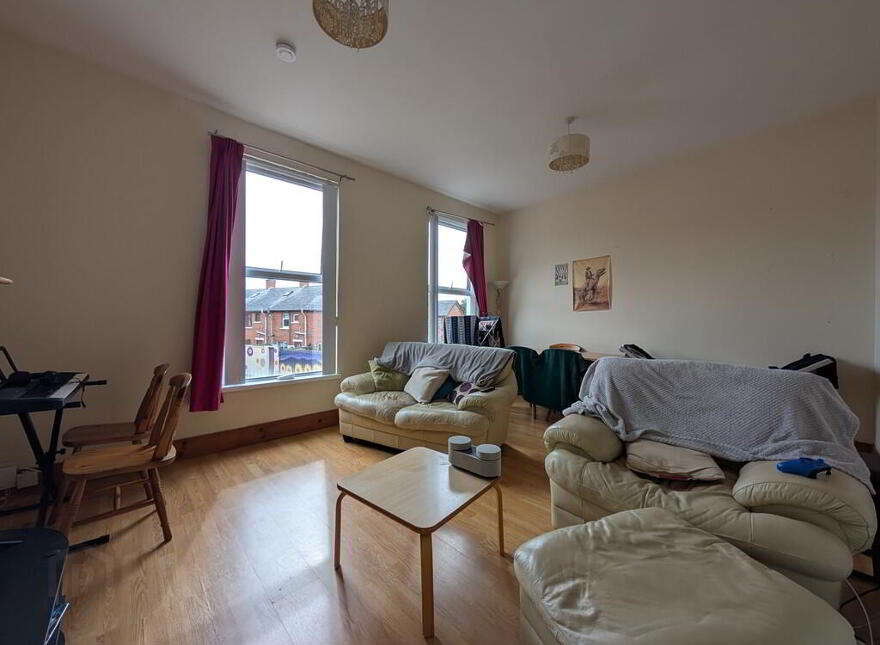 Apt 2, 43 Sunnyside Street, Ormeau, Belfast, BT7 3EX
